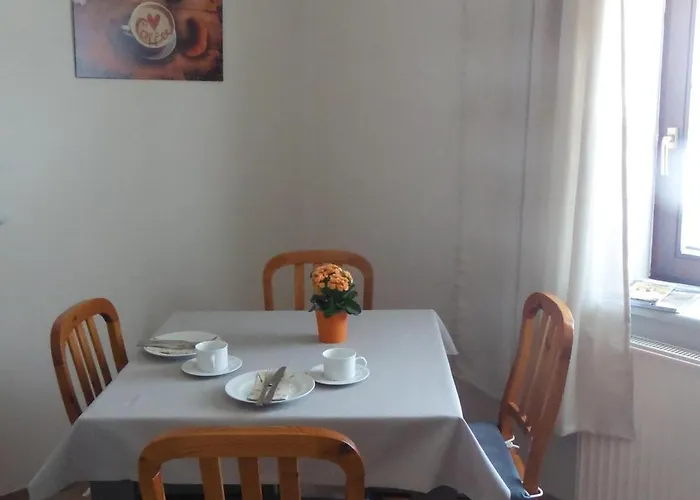 Gemuetliche In דירה